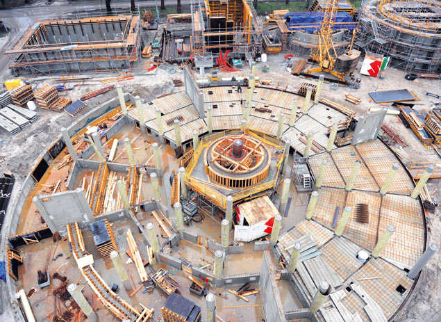 Rioolwaterzuiveringsinstallatie in Heiloo. Foto: Martin Mooij