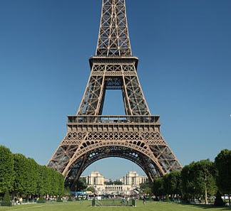 Parijs reserveert 300 miljoen euro voor renovatie Eiffeltoren