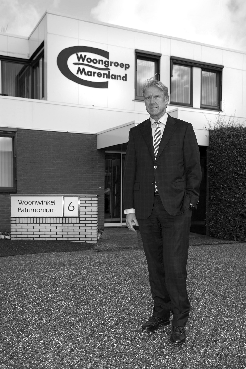 161116 APPINGEDAM - Directeur Gerke Brouwer van Woongroep Marenland. Is voor de rubriek Werk &amp; carrière in Cobouw