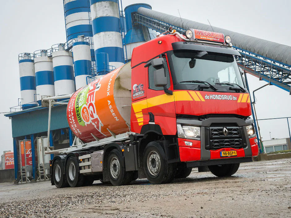 Renault Trucks C- 8x4 voor De Hondsrug