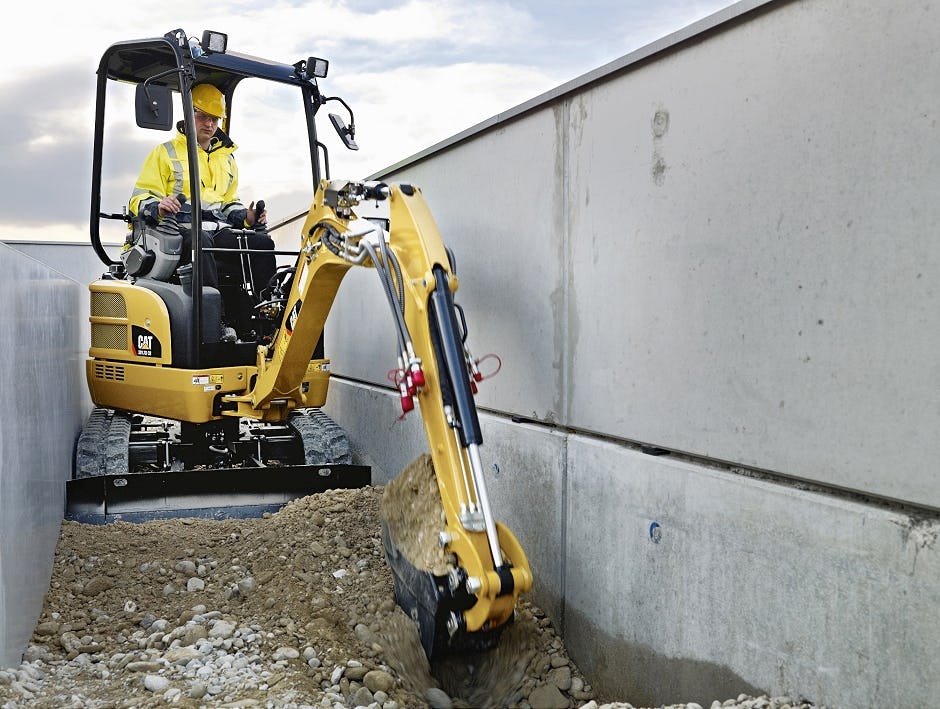 Caterpillar begint zelf productie minigraafmachines