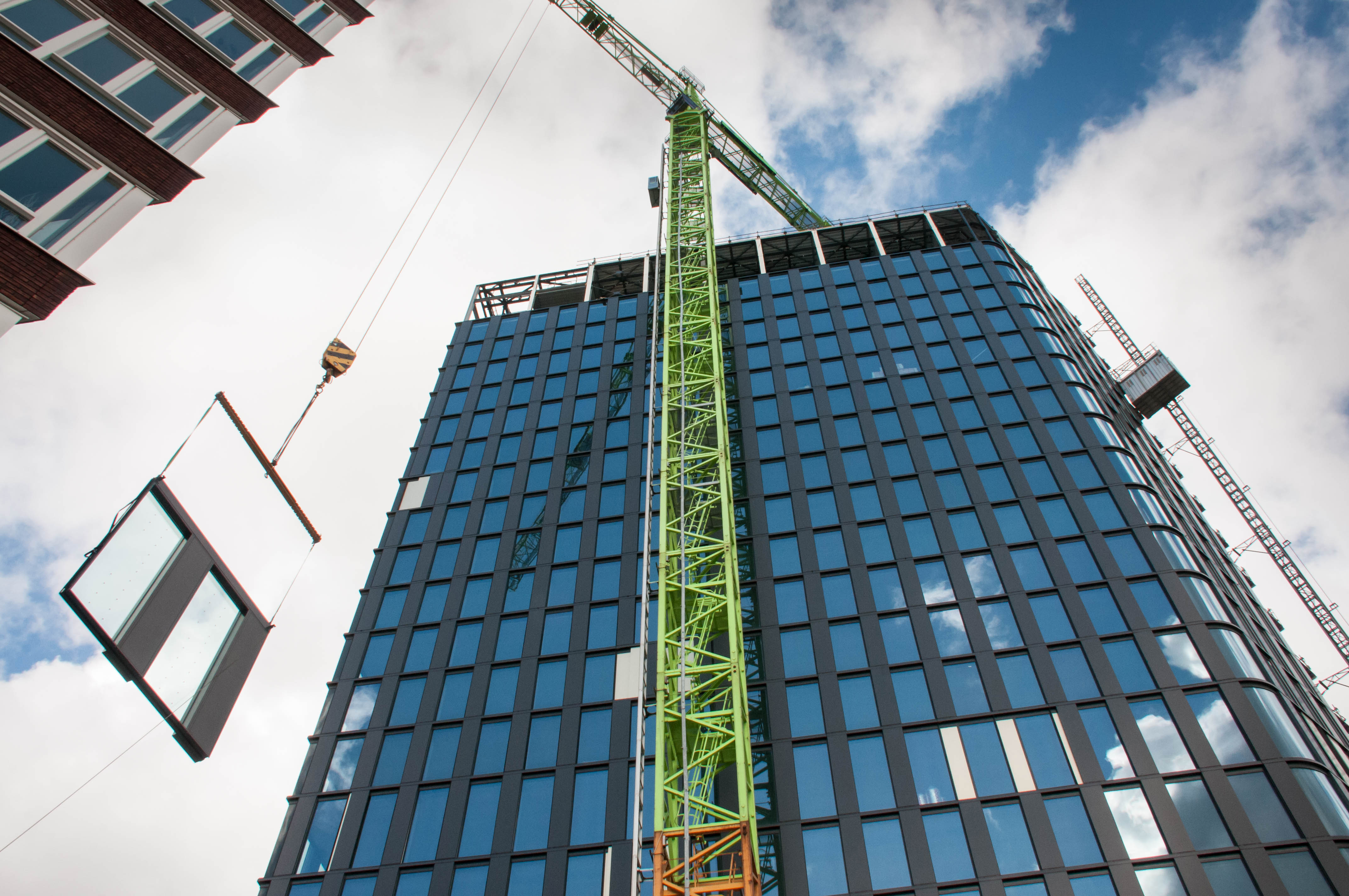 Bedrijven durven weer te investeren in nieuwe gebouwen. Foto Ronald Bakker