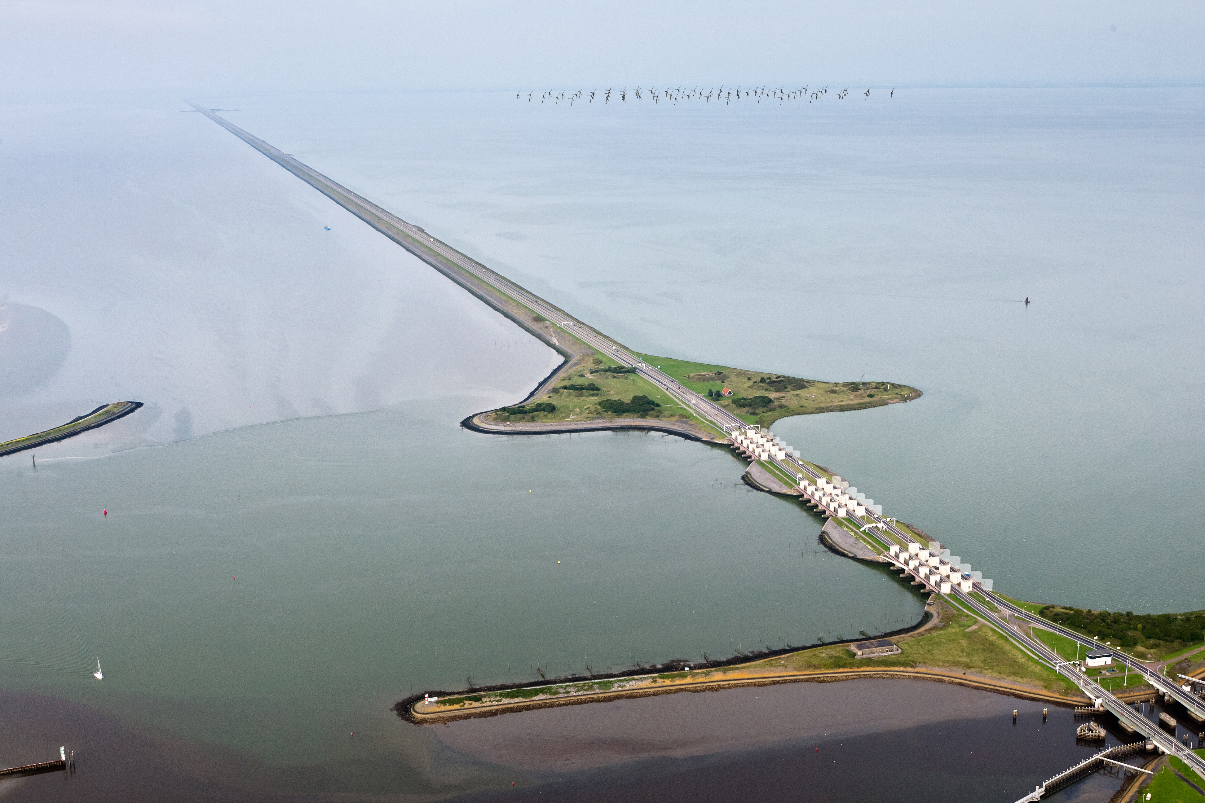 Afsluitdijk
© Rijkswaterstaat - foto: Joop van Houdt