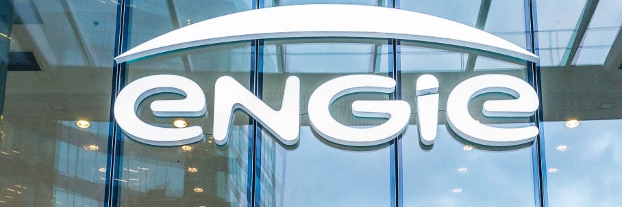 Logo ENGIE sur la tour T1.