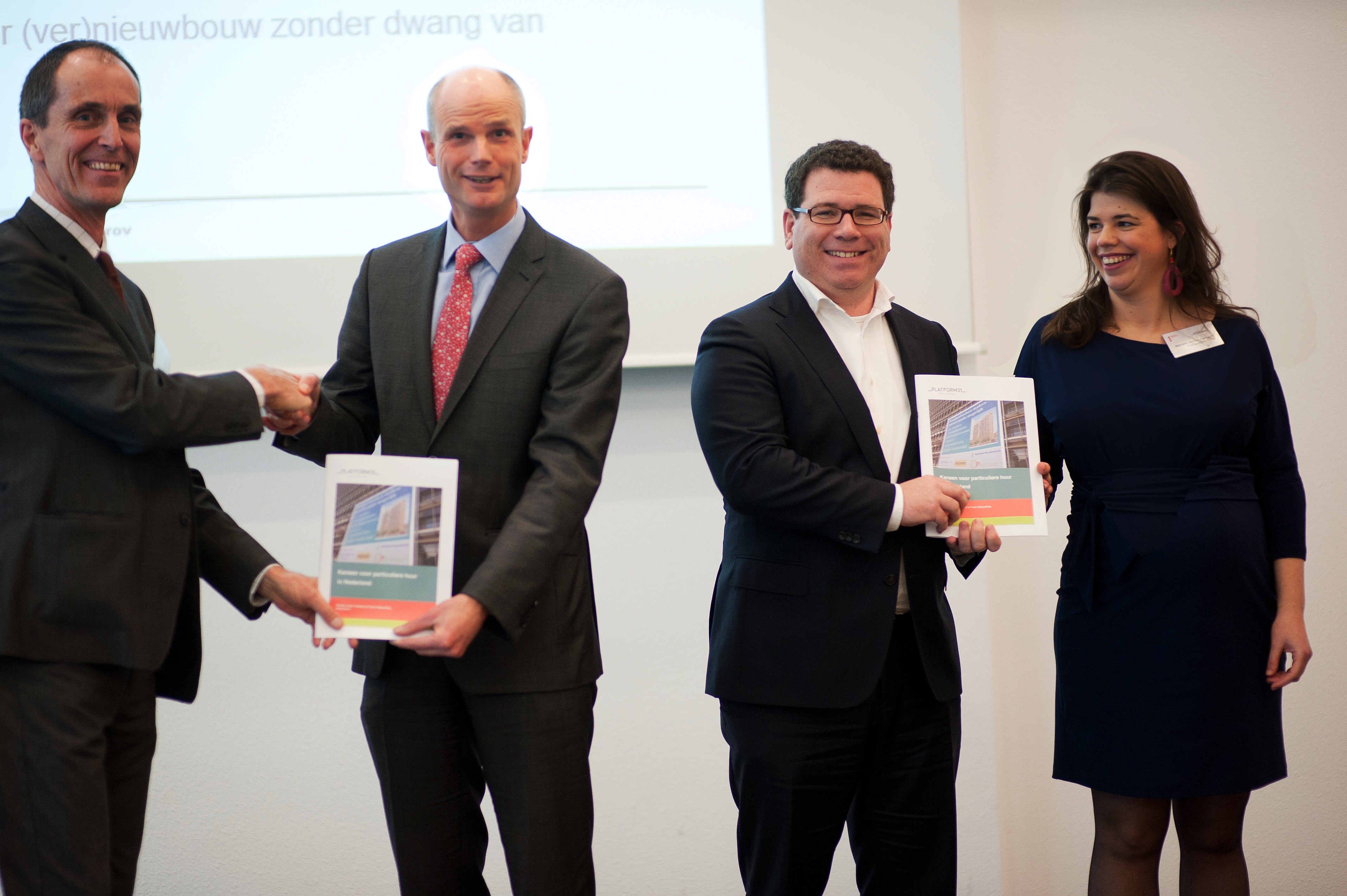 Platform 31 - Presentatie rapport - Casa400 Amsterdam  Platform 31 - Presentatie rapport - Casa400 Amsterdam