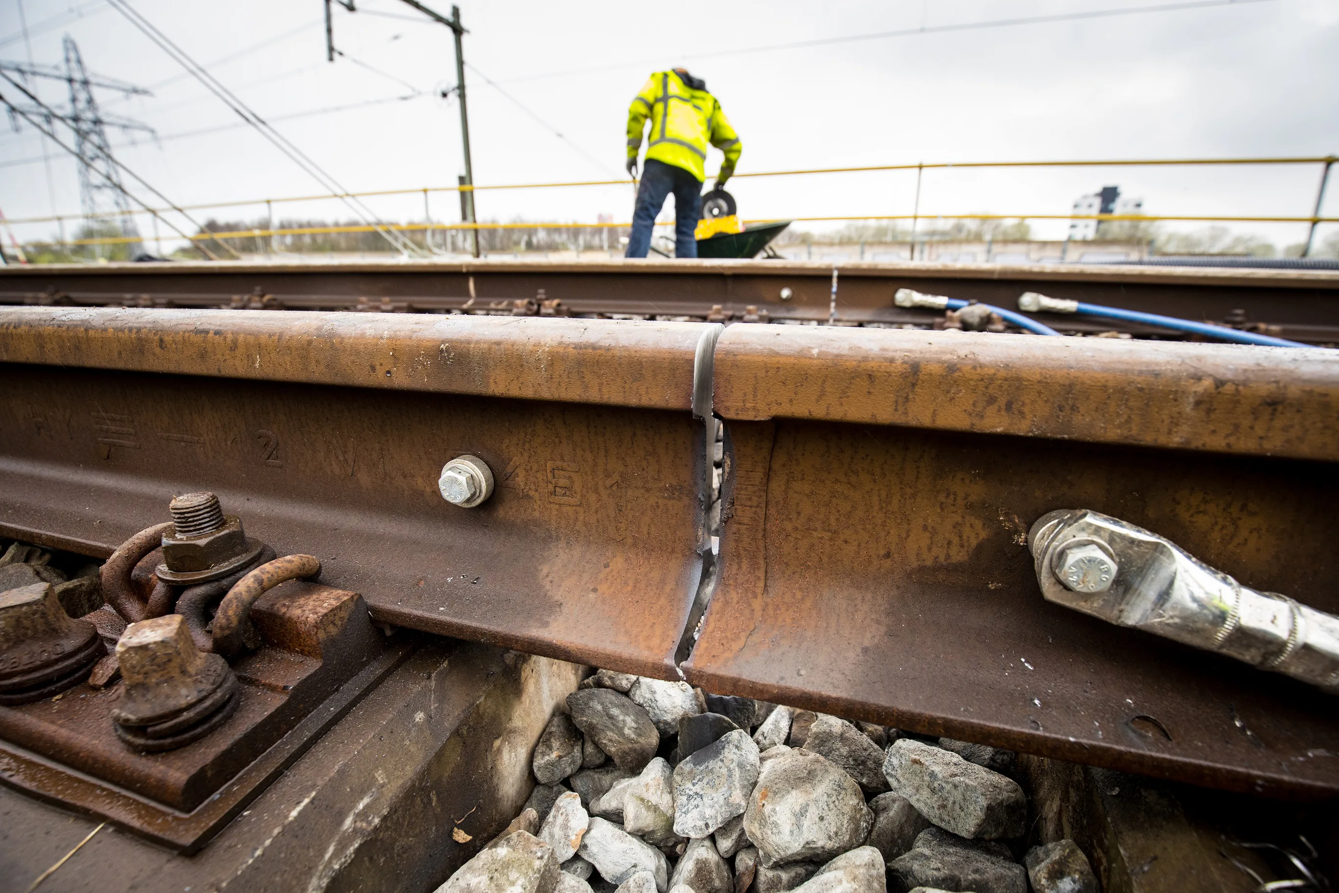 Hoekse Lijn losgeknipt