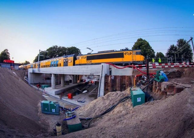 Lezersfoto: Treinen over nieuwe tunnels