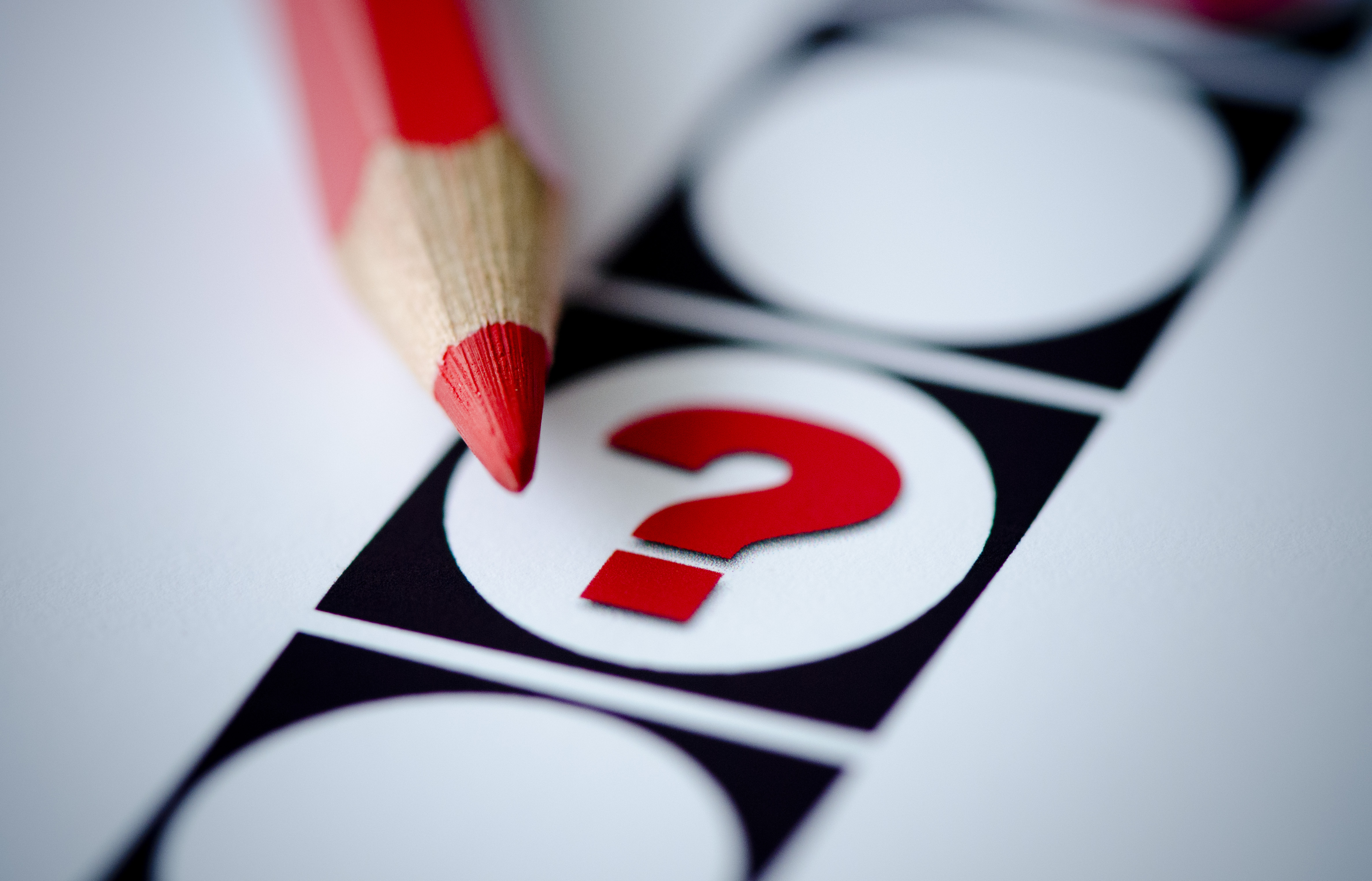 DEN HAAG - **ILLUSTRATIE** Het rode stempotlood waarmee de stembiljetten worden ingevuld tijdens verkiezingen. Op 12 september vinden de verkiezingen voor de Tweede Kamer plaats. ANP XTRA LEX VAN LIESHOUT