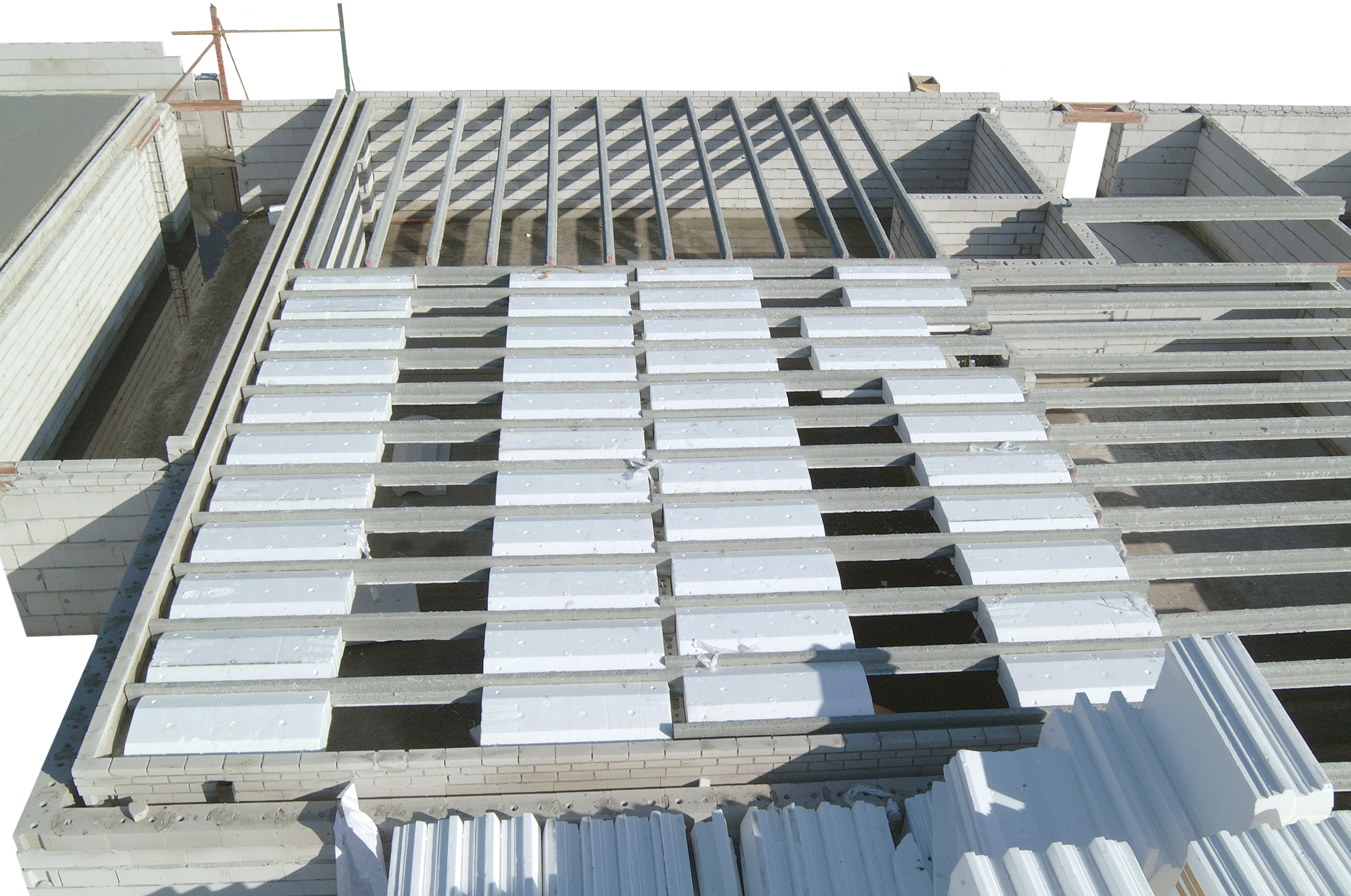 Vleugelplaatvloer: combinatie tussen kanaalplaatvloer en breedplaatvloer