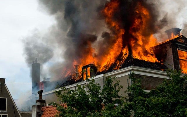Opinie | Als de portemonnee meehelpt worden gebouwen hopelijk wél brandveiliger