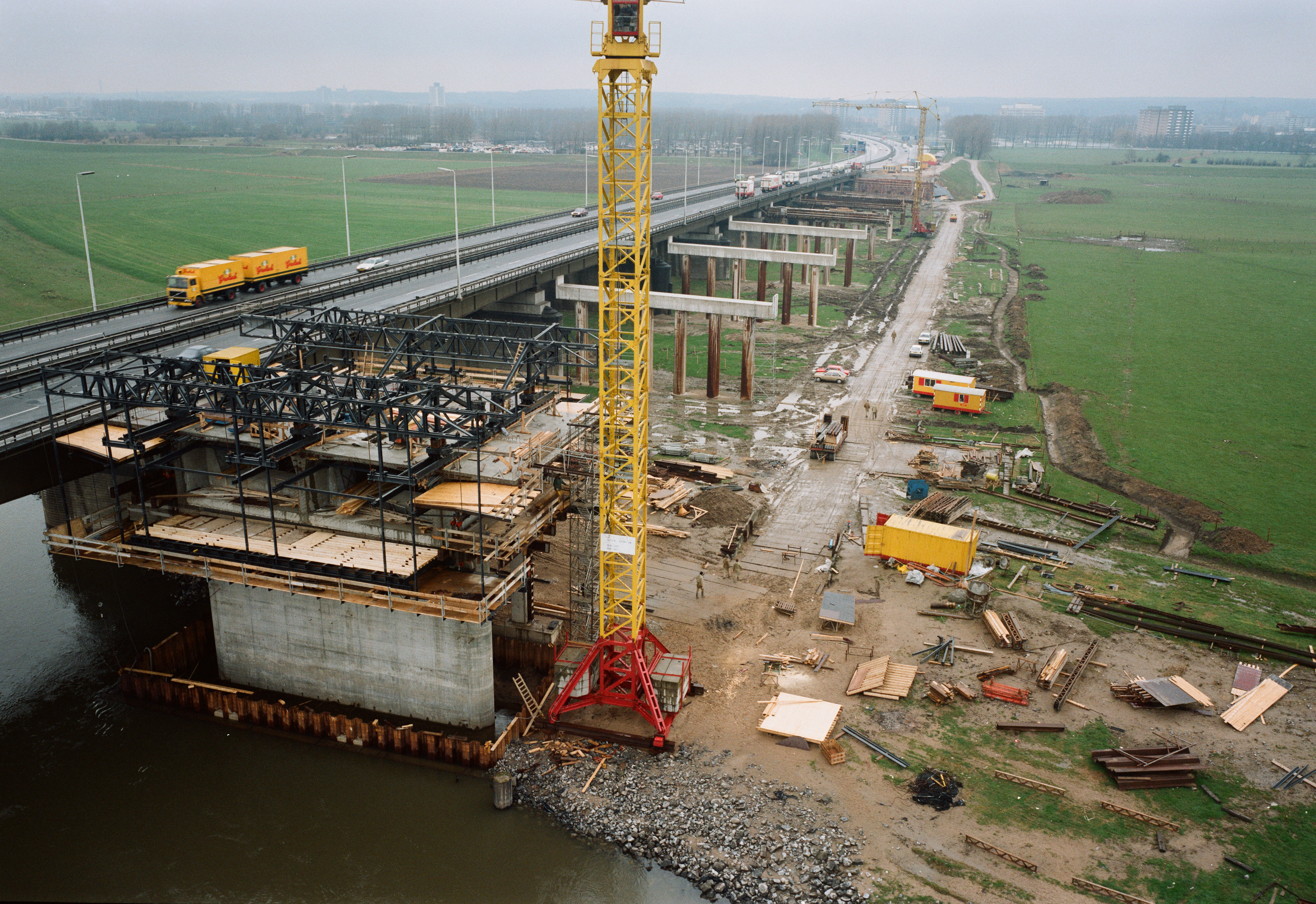 De derde IJsselbrug in de A12 bij Arnhem in aanbouw. Foto: Rijkswaterstaat