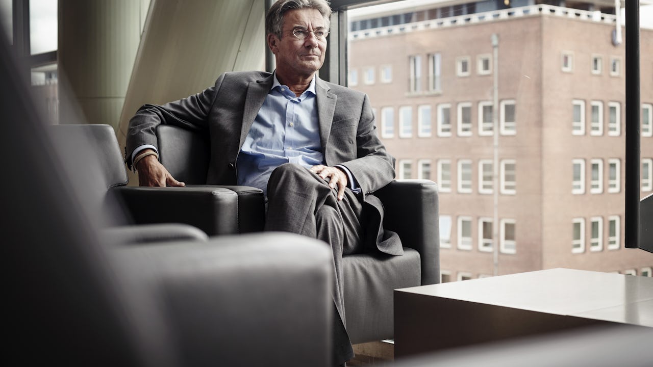 Maxime Verhagen ‘Provincies en gemeentes zitten elkaar dwars bij