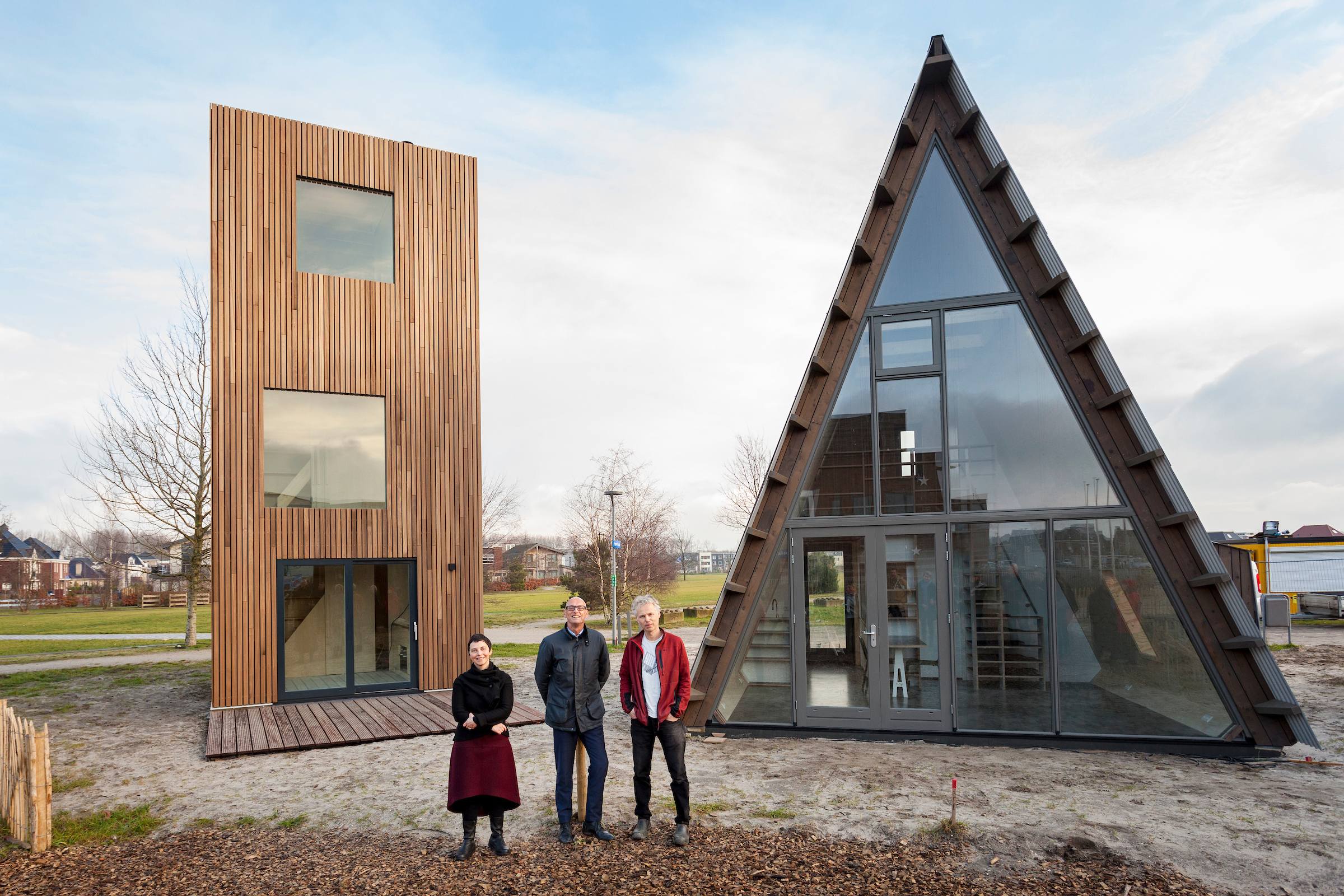 Alderman Tjeerd Herrema in front of SlimFit and Tiny-A designed by Ana Rocha and Daan Bakker respectively