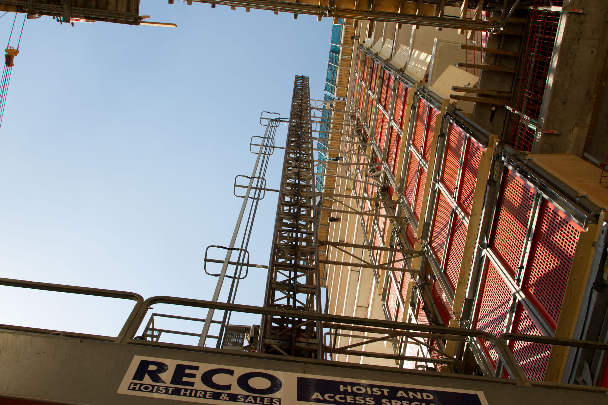 Binnenstedelijk de hoogte in met bouwplaatsinrichting