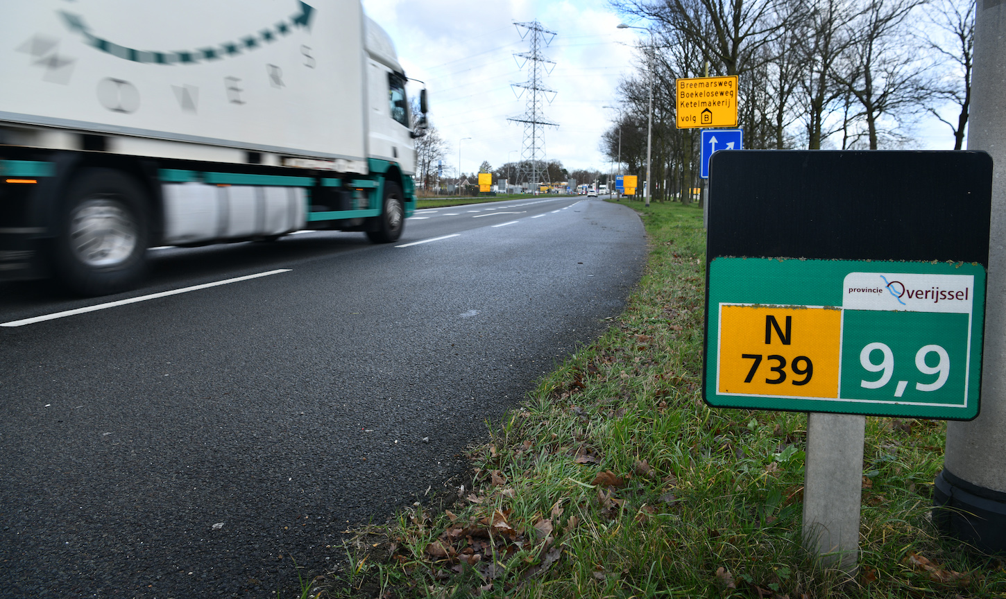 Beckum, De weg N739, moet de meest circulaire weg worden. ©foto eric brinkhorst