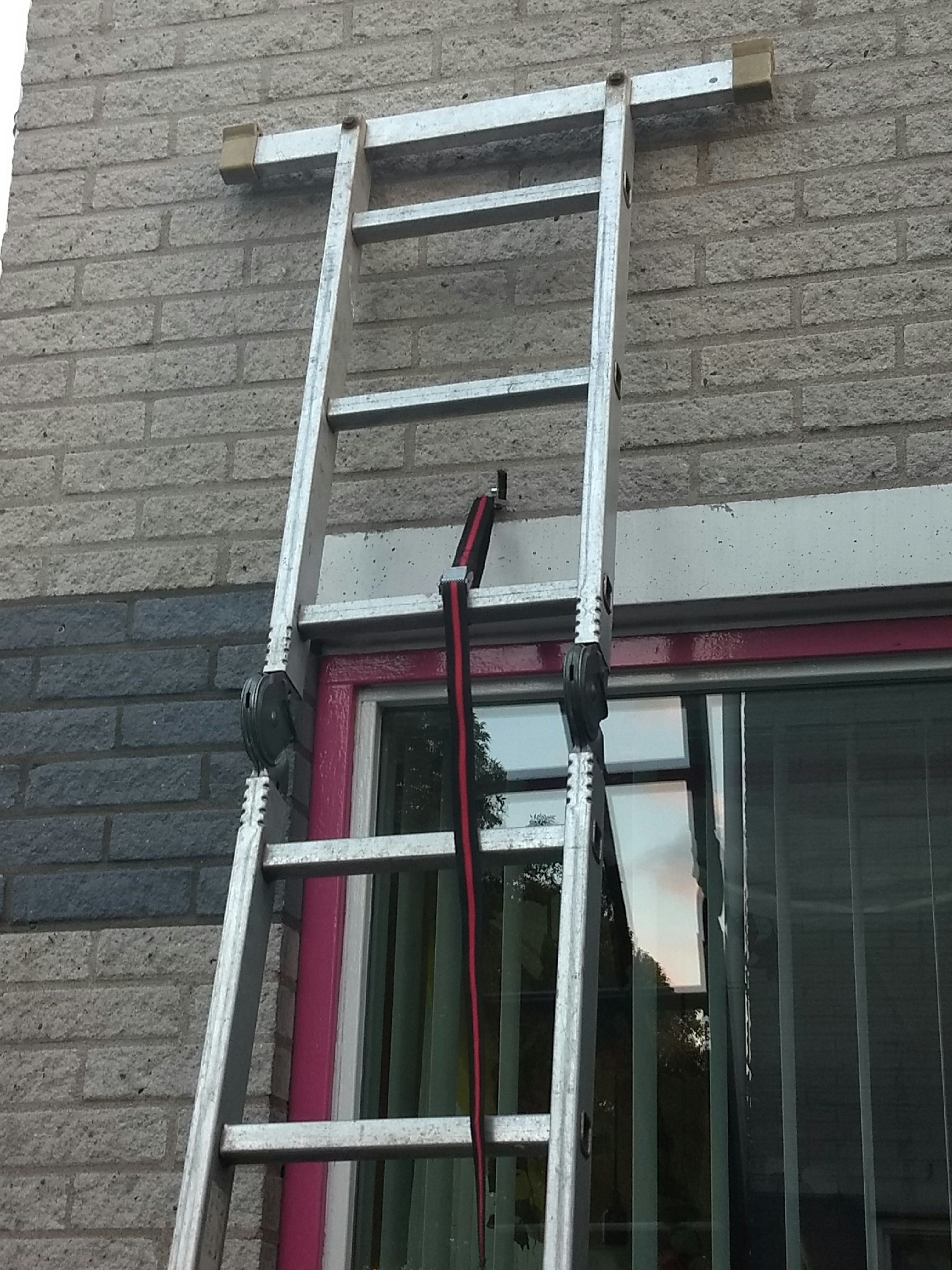 dubbellaag Inspiratie bewijs Veilig op de ladder zonder boren