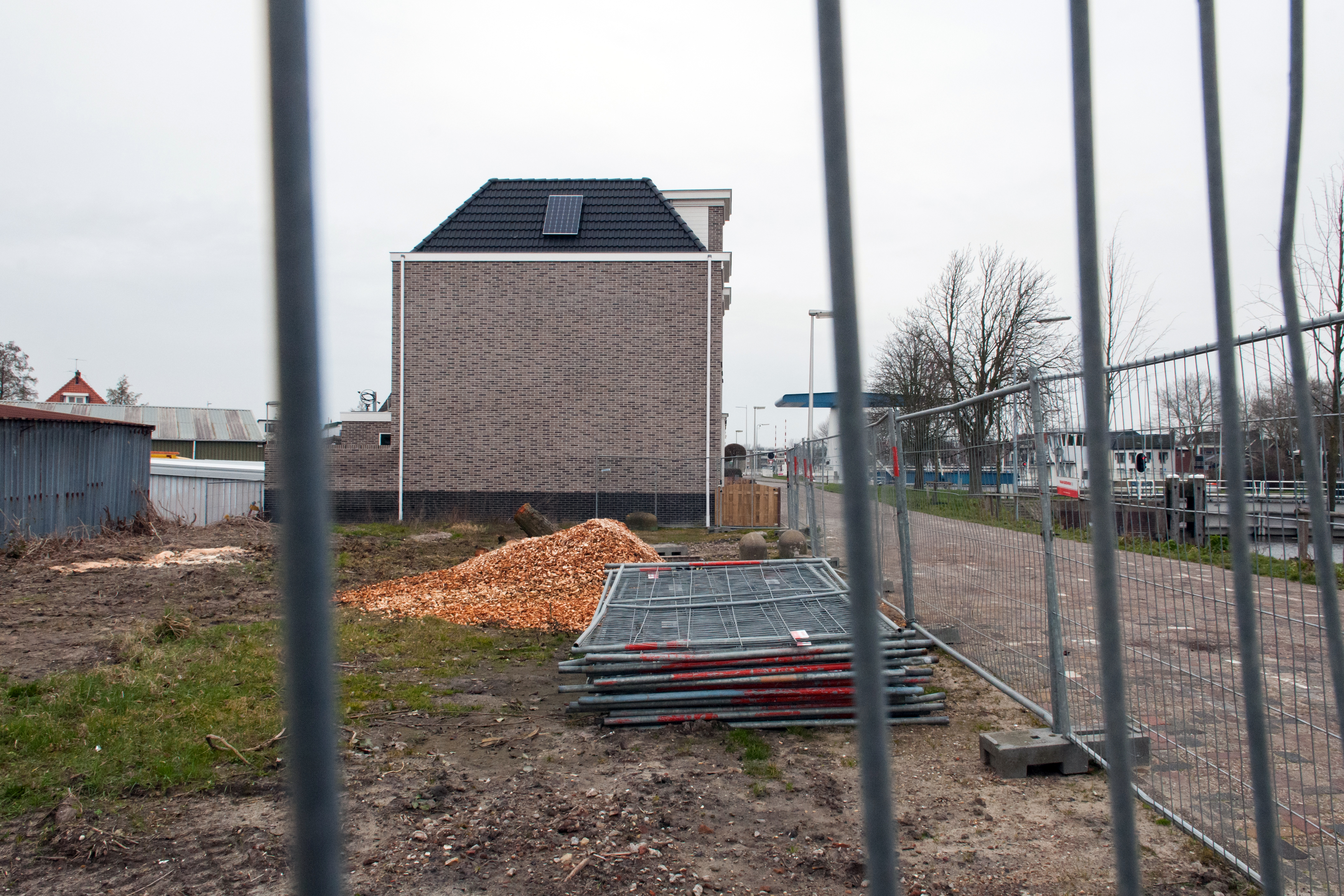 Een van de locaties waar de tijdelijke woningen komen. Foto: Ronald Bakker