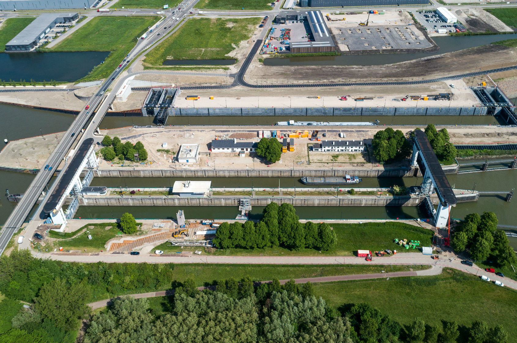 Dronebeelden van de Be Beatrixlsluis. Foto: Rijkswaterstaat