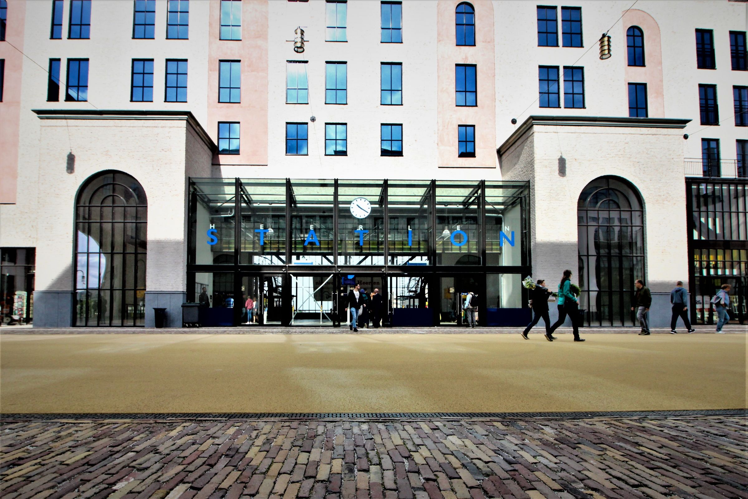 Het nieuwe station van Heerlen. Beeld: ProRail