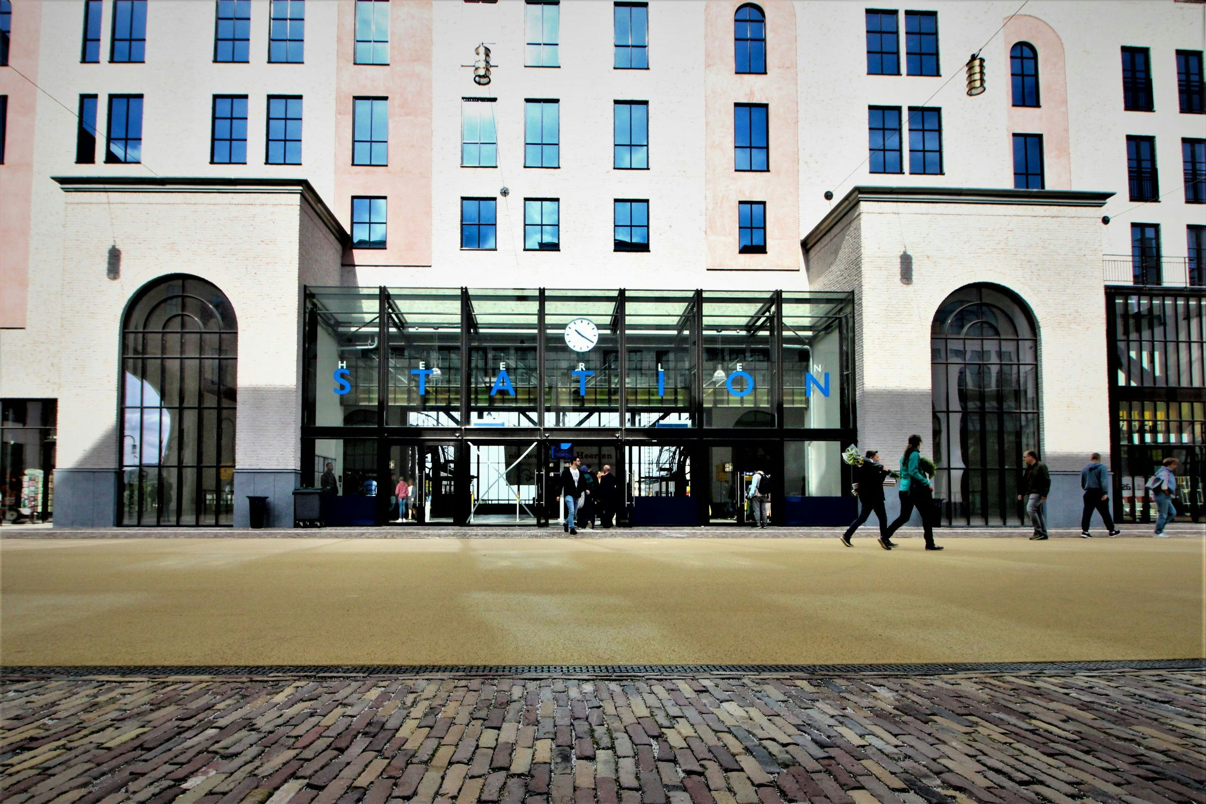 Het nieuwe station van Heerlen. Beeld: ProRail