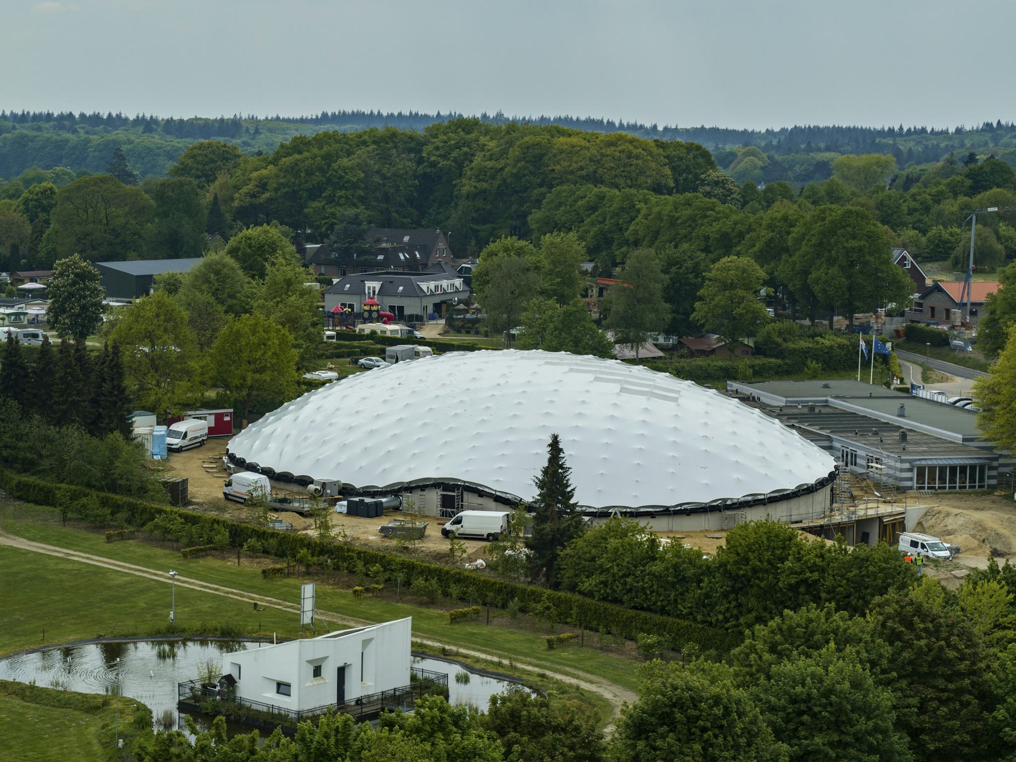 Het vrijheidsmuseum in Groesbeek heeft een membraandak van Polyned. Foto: catchyourmoment / ZJA