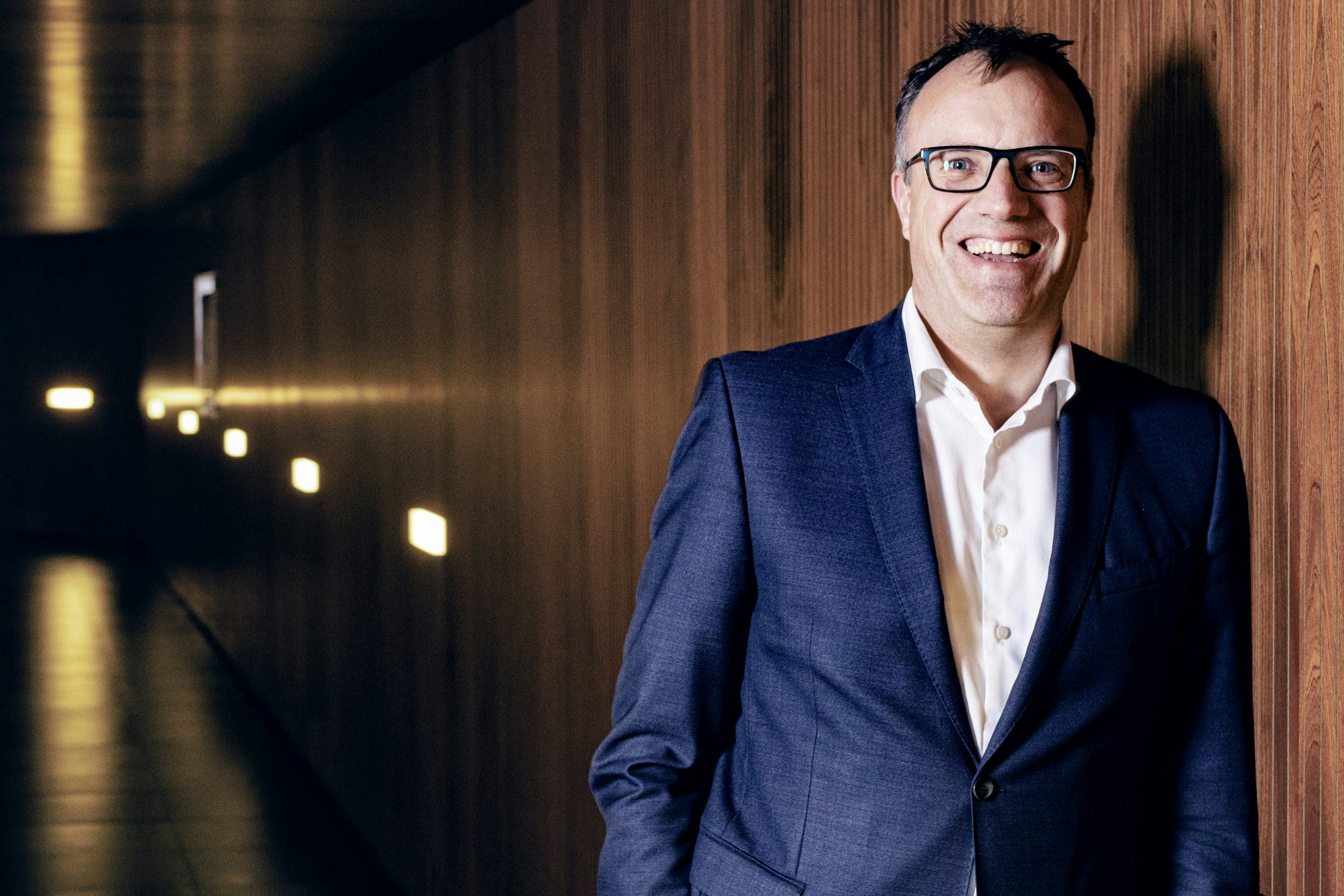 Bas Weber, hoofd van het bouwcluster van PwC. Beeld: Guido Benschop.
