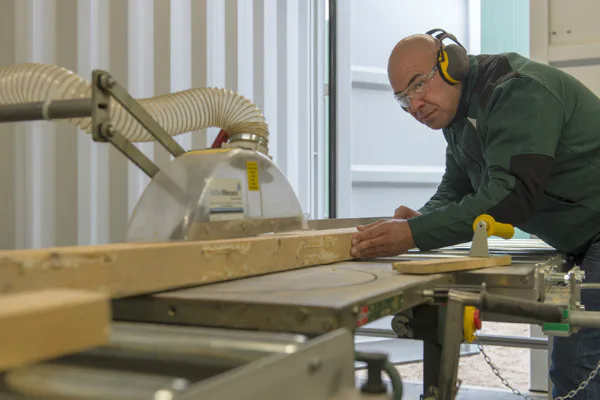 Hoogwaardig afvalhout