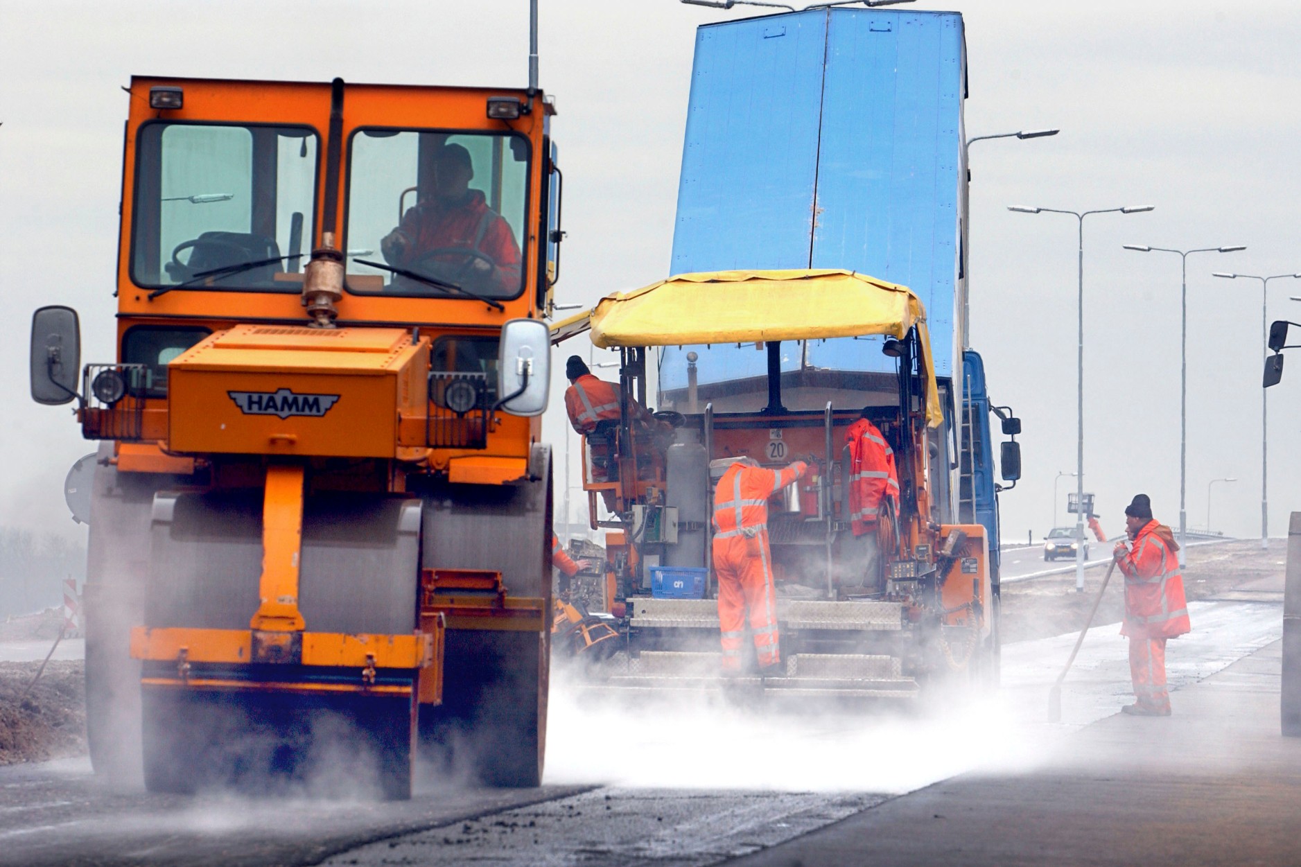 Cees Oudshoorn acht het ook denkbaar dat grote bouwbedrijven een beroep doen op een investeringsbank voor het aangaan van grootschalige en innovatieve bouwprojecten die de Rijksoverheid te risicovol acht. Foto: ANP