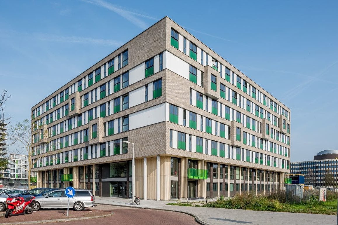 Studentenhuisvesting Zuidblok Amsterdam is een goed voorbeeld van de samenwerking
tussen Bot Bouw en Knauf.