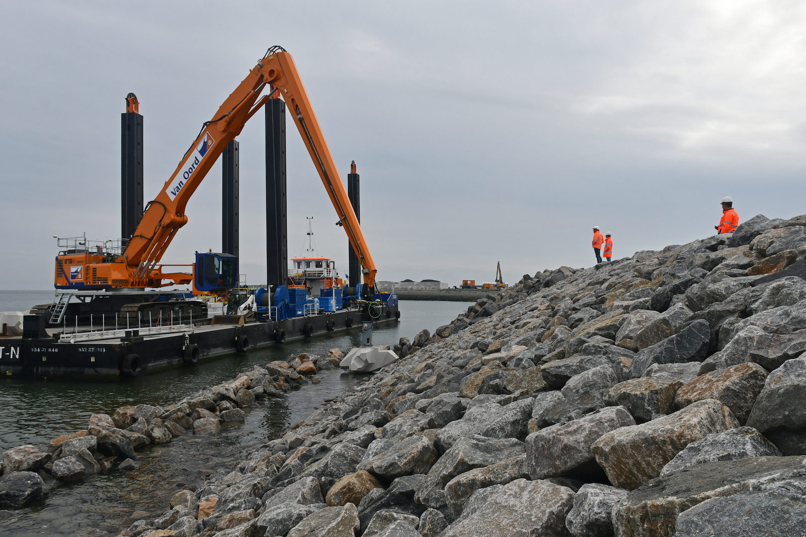 Dit voorjaar werd het eerste Levvel bloc  geplaatst. Foto: Rijkswaterstaat / Levvel