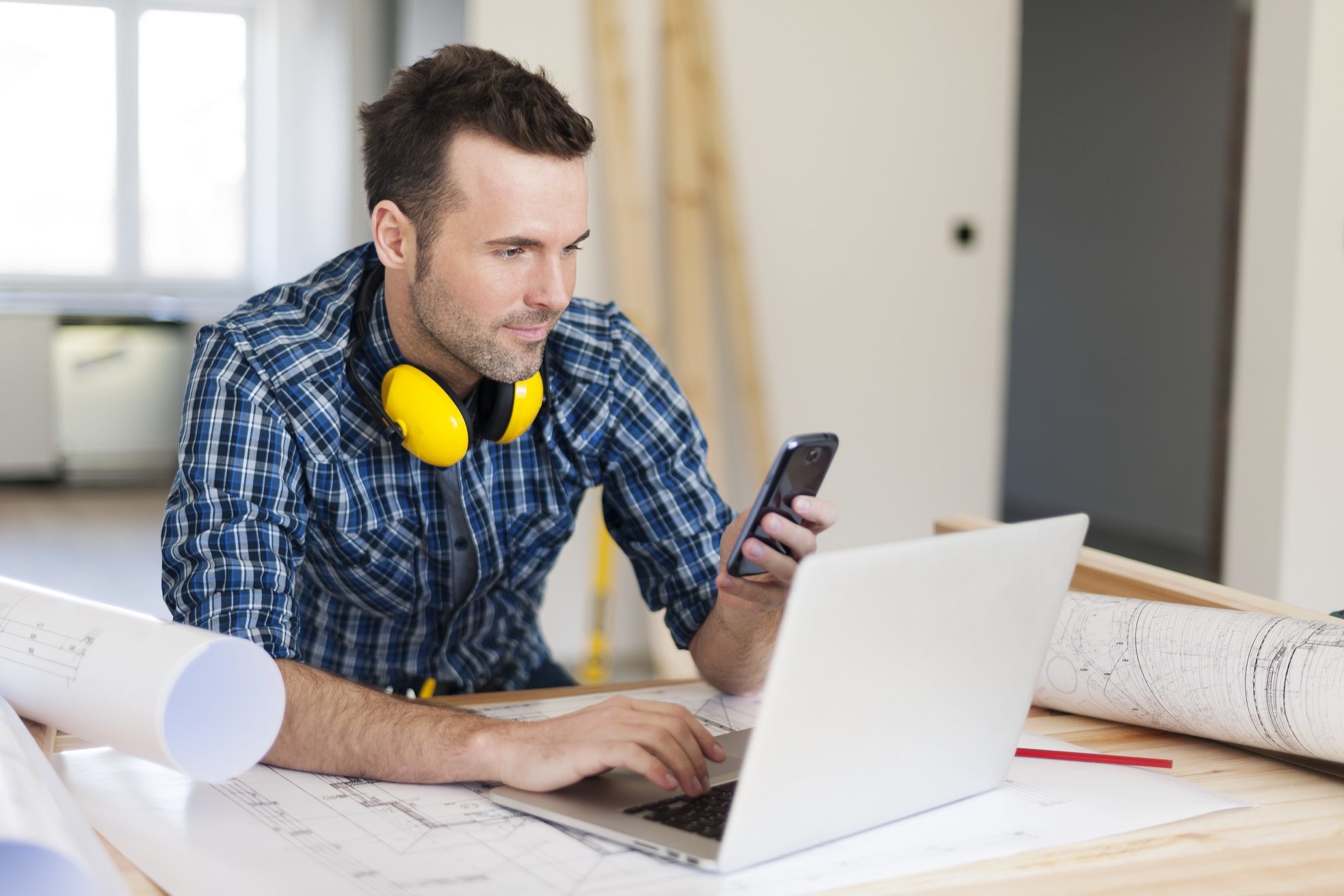 Vijf online platforms in de bouw: wat zijn de grootste verschillen?