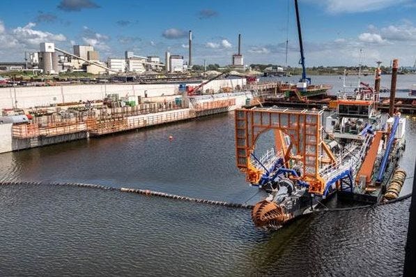 Door een constructiefout liep Zeesluis IJmuiden vertraging op. Foto: Rijkswaterstaat