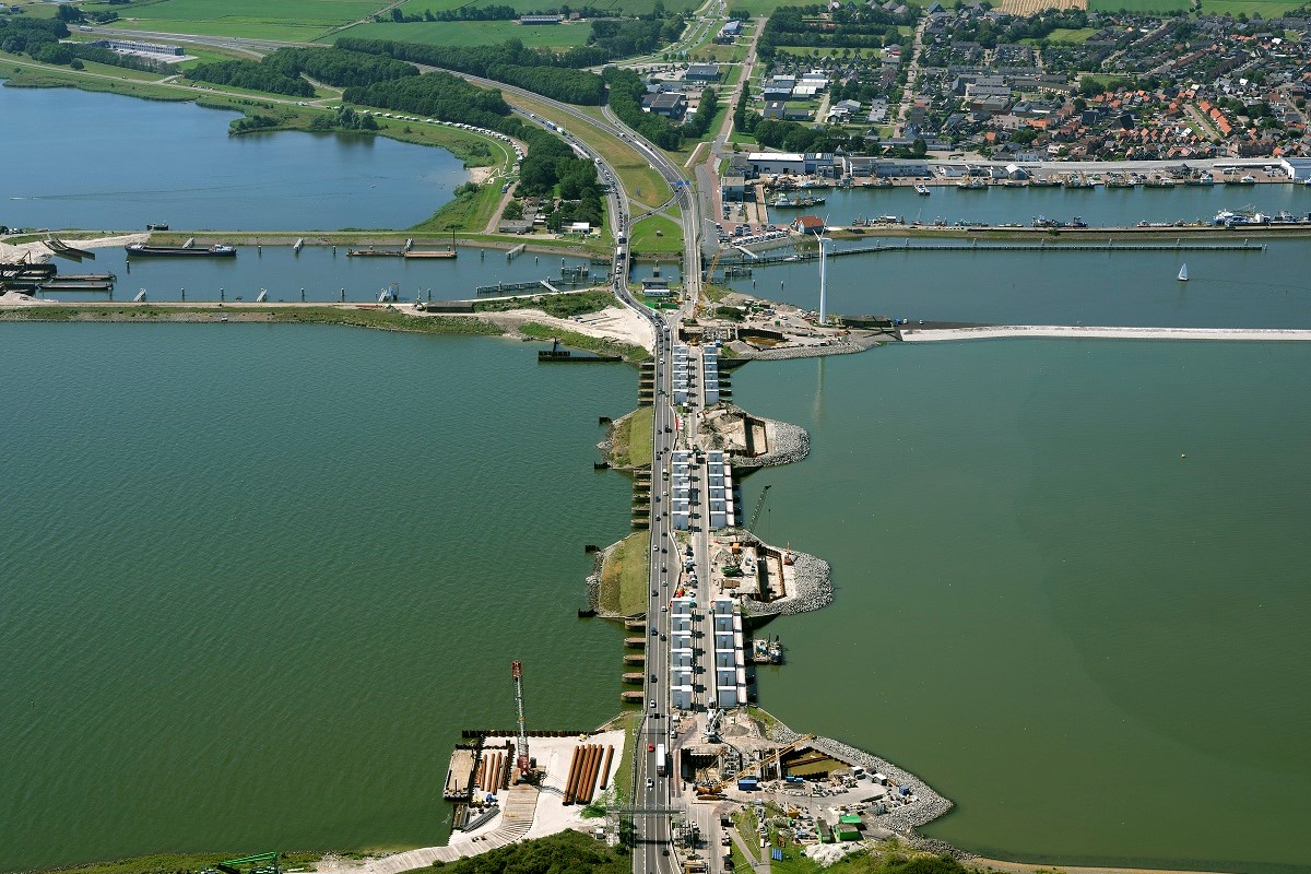 'Afsluitdijk toont de gevolgen aan van klimaatverandering op grote waterwerken'