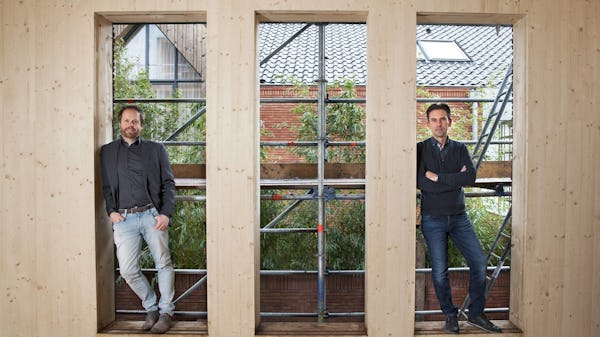 Midden web Pilfer Goedkoop woningen bouwen in hout? Dit project in Delft bewijst dat het kan