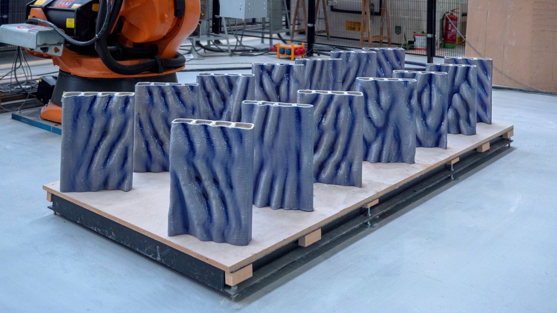 Keramieken panelen uit de printer. Foto: Studio RAP.