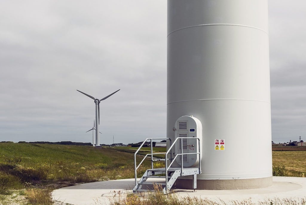EWT Windturbines uitgerust met inbraakwerende Renson ventilatieroosters