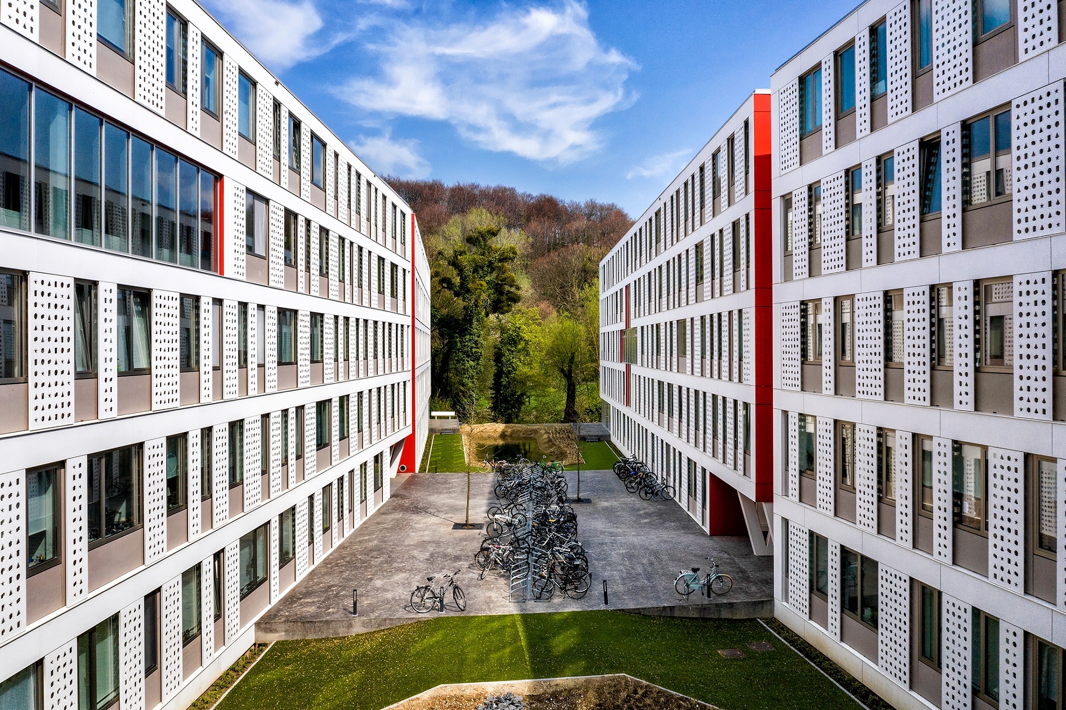 In opdracht van I love Vols realiseerde Jan Snel in Vaals twee complexen met in totaal 461 studentenwoningen.