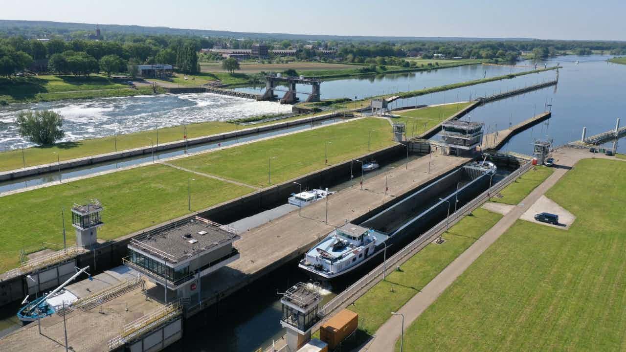 Sluis en stuw bij Belfeld. Foto: Rijkswaterstaat