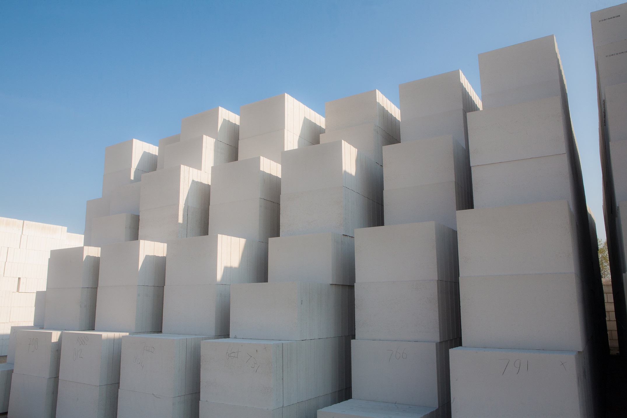 Kalkzandsteen scoort op hoge milieuprestaties en lage bouwkosten