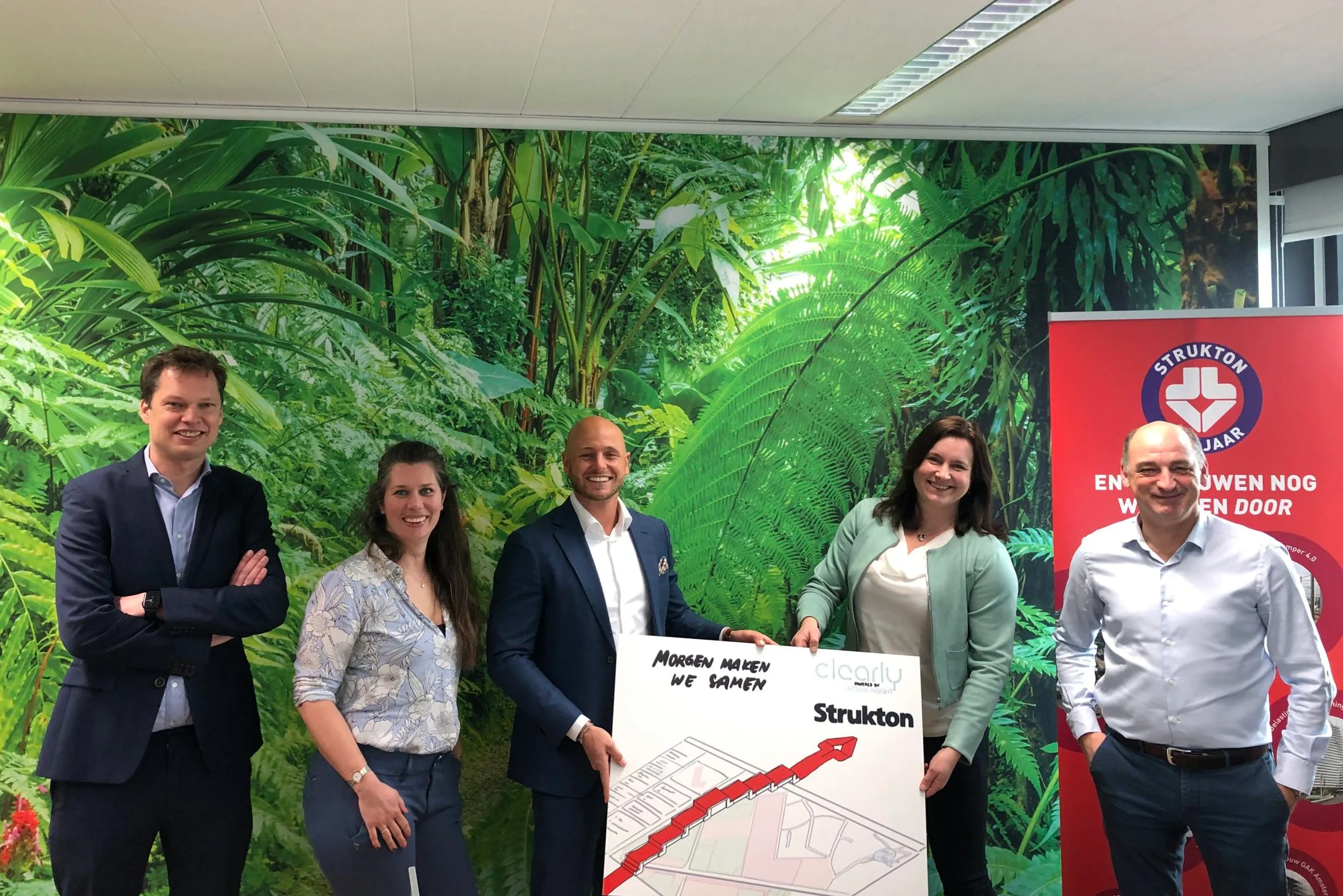 V.l.n.r. Maarten Res, Joska Geerts, Casper van Vulpen, Ellen de Waard en Ton van Oosterhout