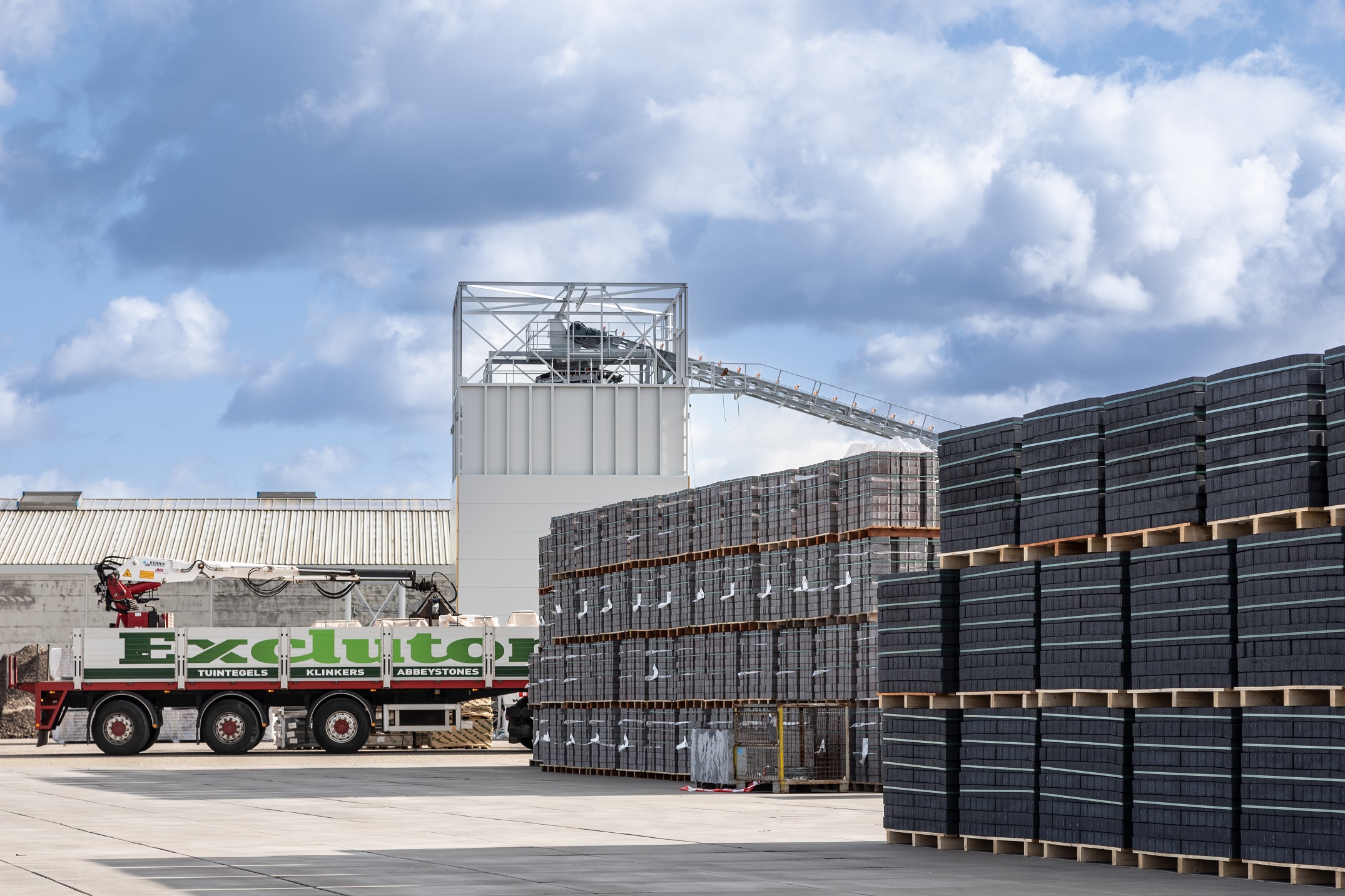 Met hypermoderne fabriek timmert Excluton verder aan de weg