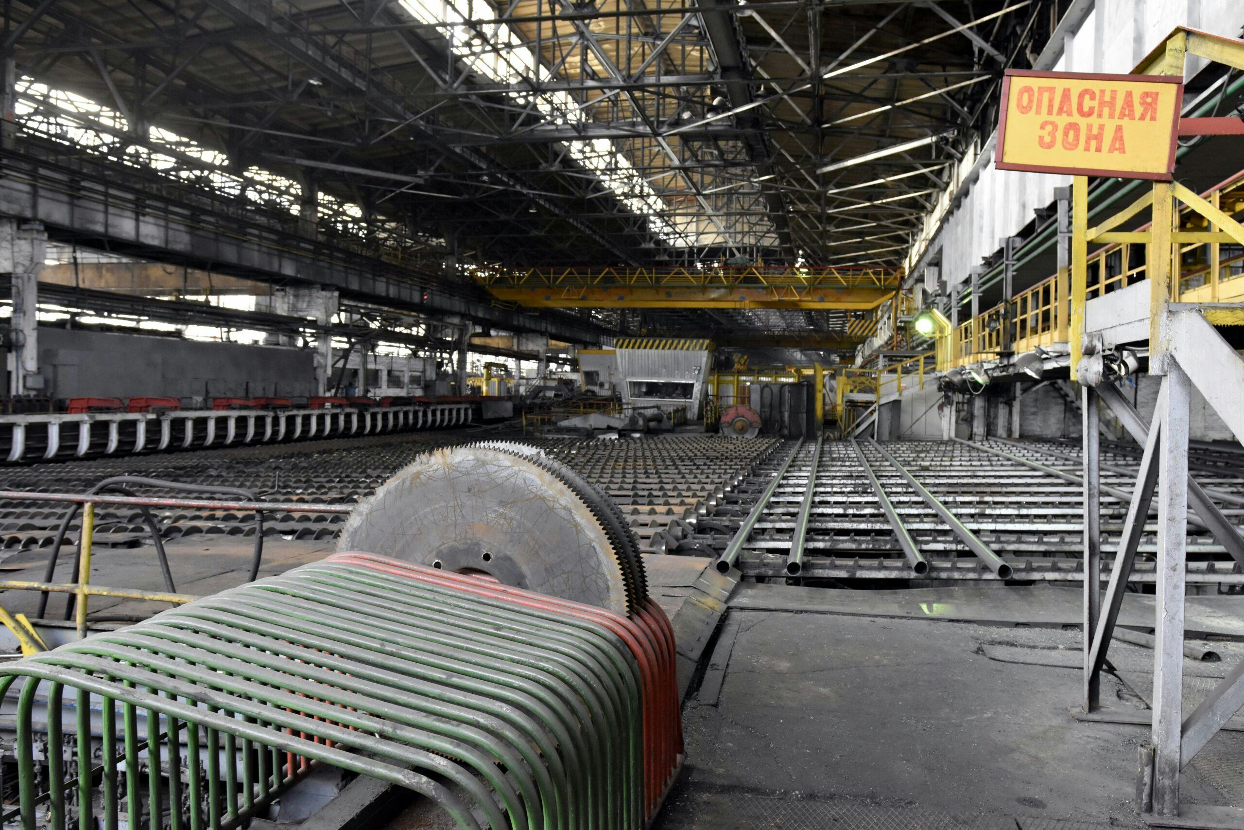 Een staalfabriek in Marioepol die stil is komen te liggen door de oorlog in Oekraïne. Foto: Shutterstock