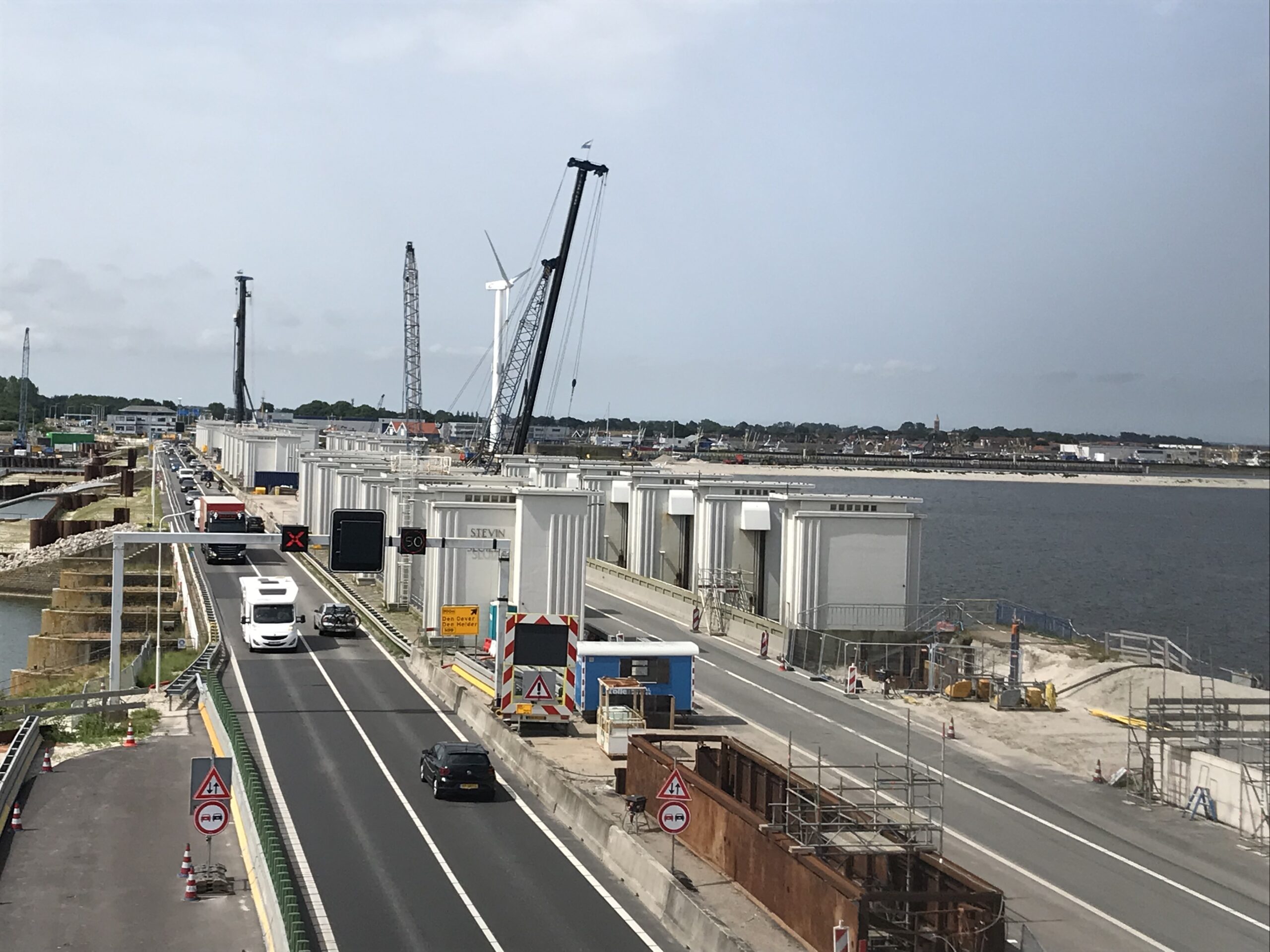 De kosten voor renovatie van de Afsluitduik lopen nog verder op. Foto:  Cobouw