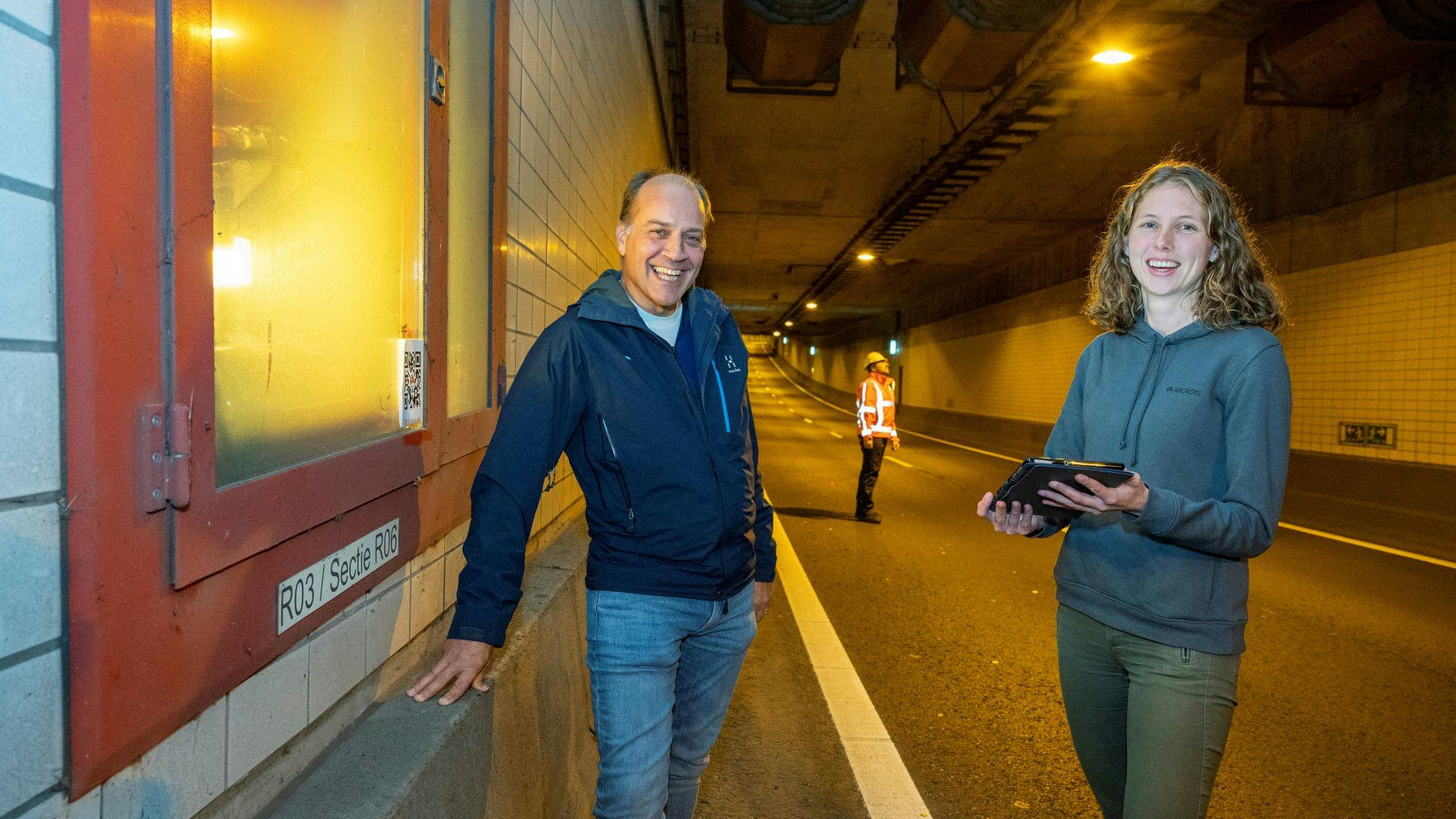 Bart Duijvestijn en Imke de Man in de Waterwolftunnel. Foto: Cor Salverius