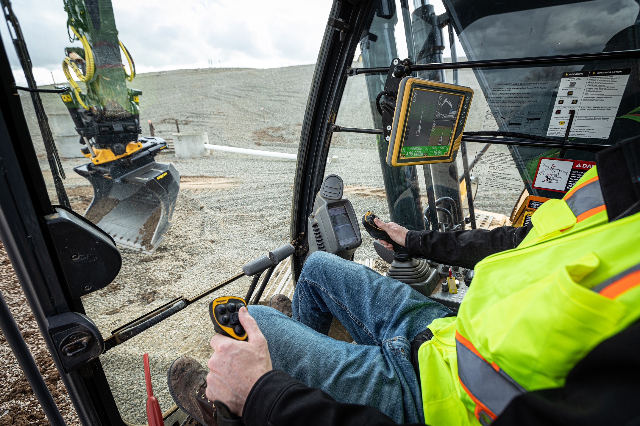 X-53x Excavator Engcon Tilt-Rotator Bucket