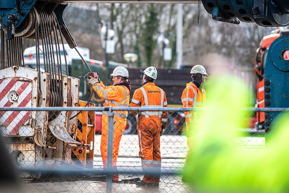 De ontmanteling van de Nelson Mandelabrug in Zoetermeer in 2022. De gemeentelijke brug moest plotseling afgesloten worden vanwege instortingsgevaar. Foto: Gemeente Zoetermeer, Hollandse Hoogte