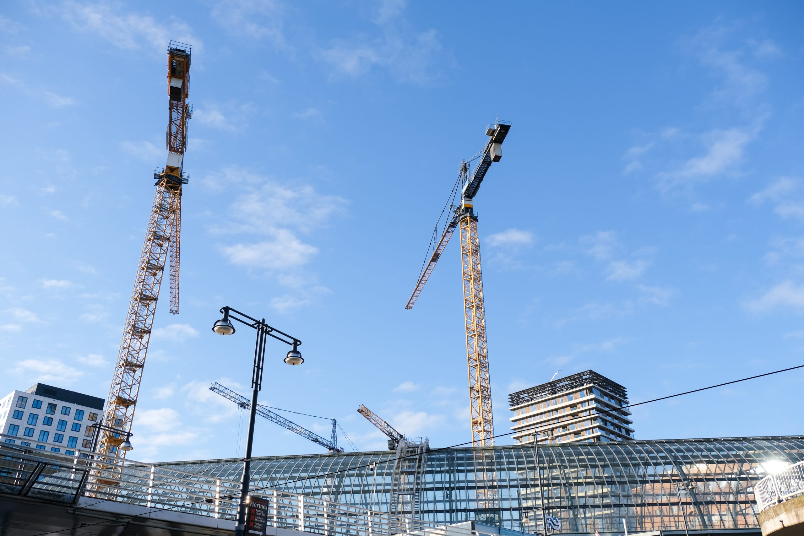 Bouw nieuwe appartementen bij station Amsterdam Sloterdijk. Foto: ANP / Hollandse Hoogte / Kim van Dam