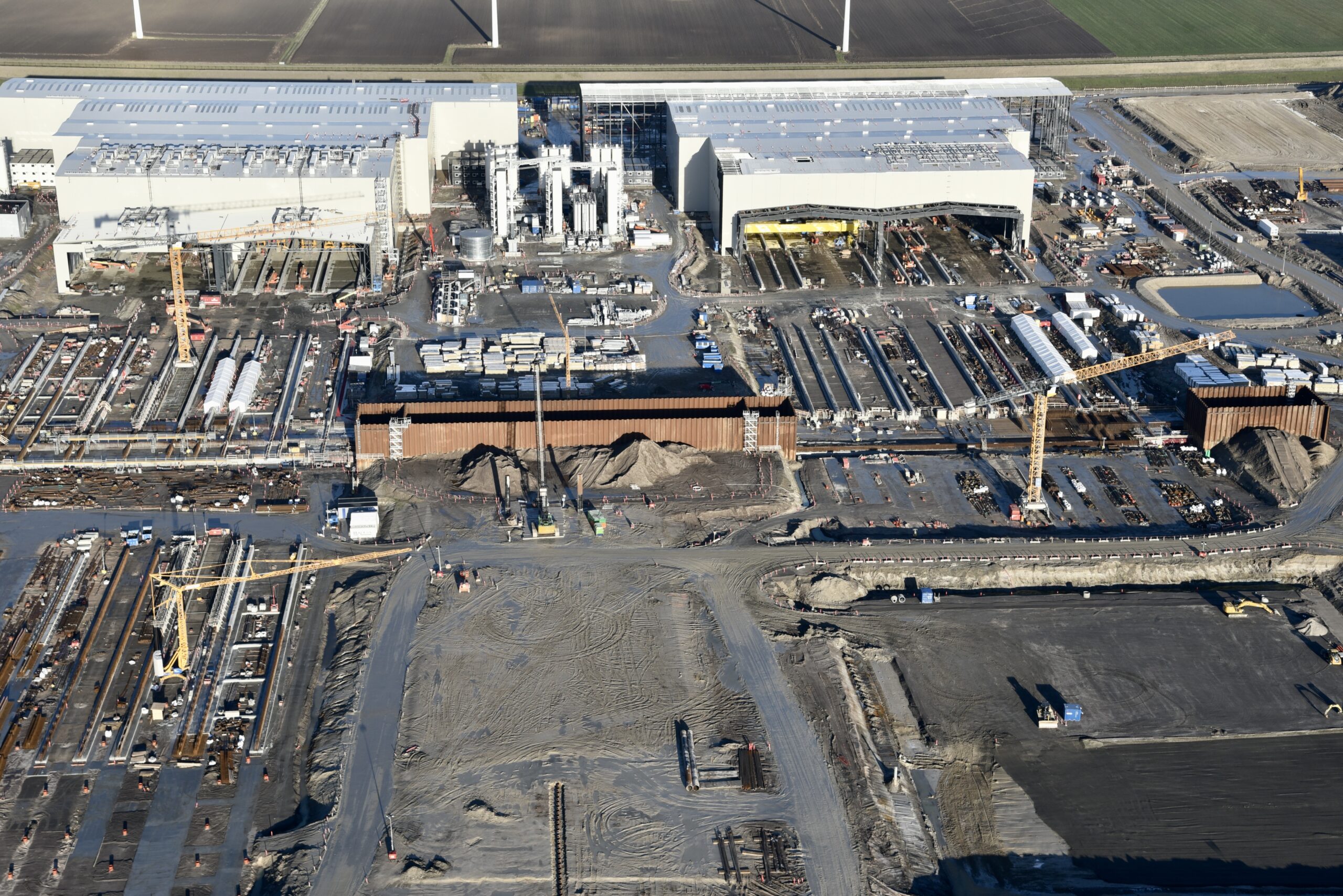 De eerste tunnelmoot voor de Fehmarnbelt-tunnel wordt binnenkort gestort in de fabriek bij het Deense Rodbyhavn. Foto: Femern A/S