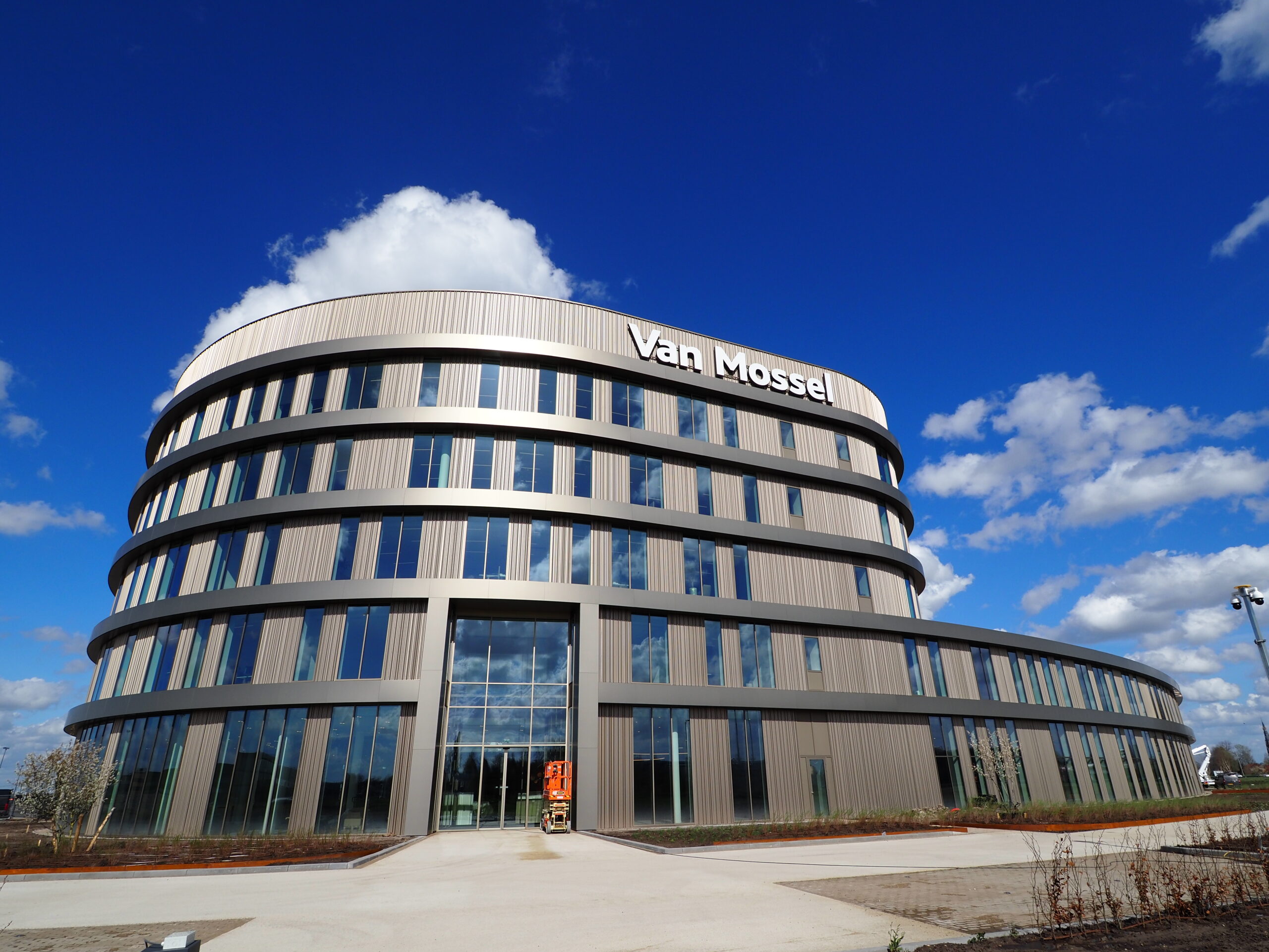 Hoofdkantoor van Van Mossel in Waalwijk. Foto: Van de Ven