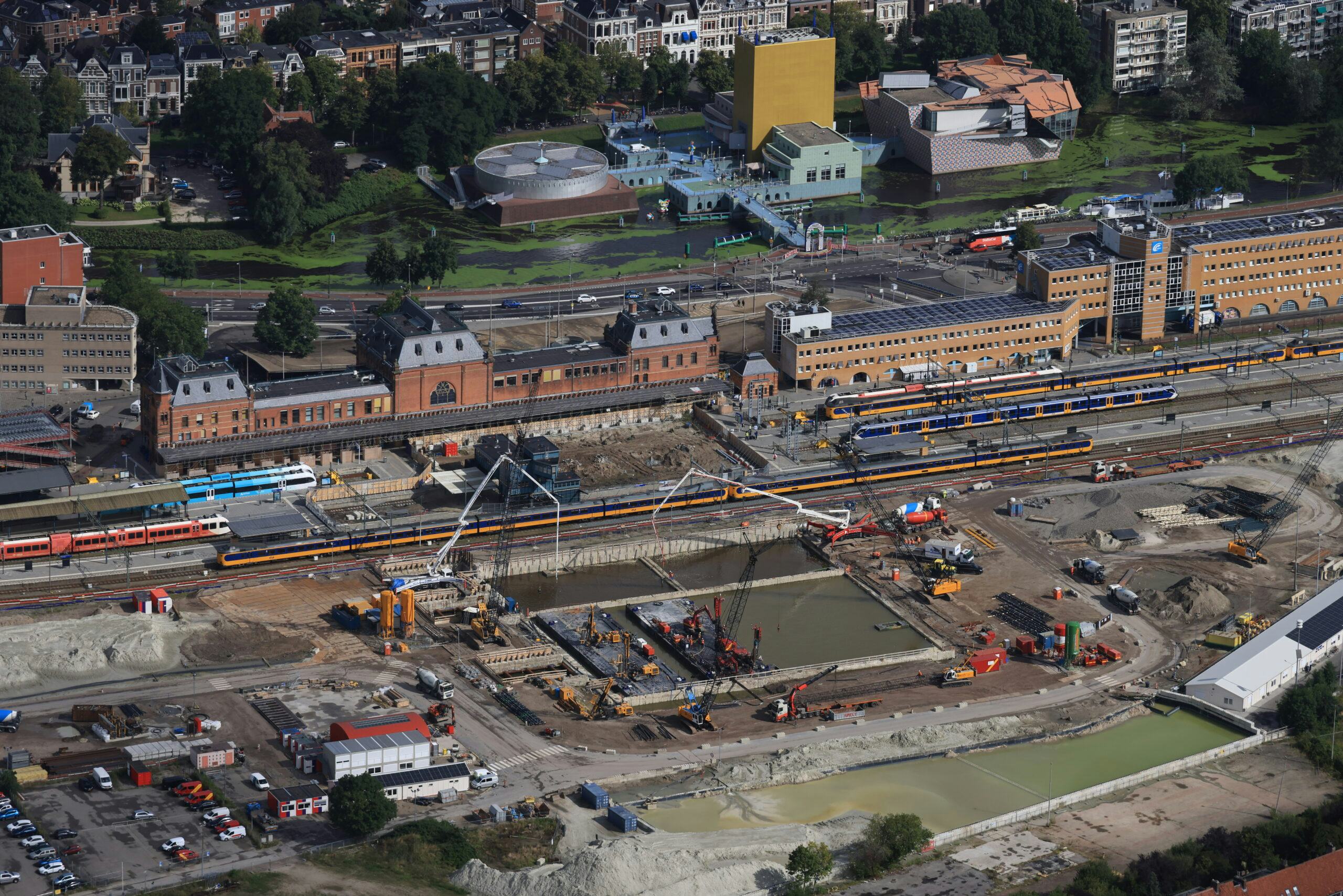 De bouw van het hoofdstation in Groningen is een van de probleemprojecten van Strukton.